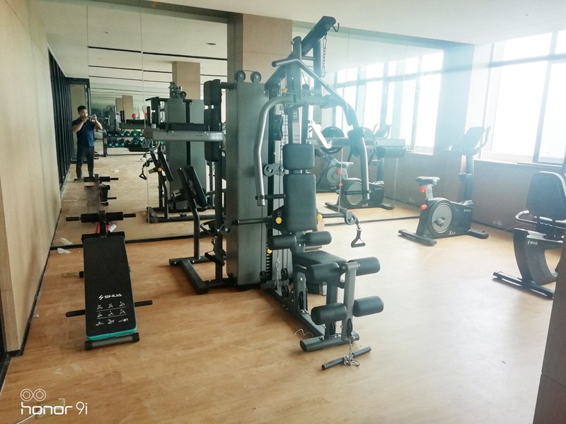 企事业单位健身房|房地产社区健身房-广西壹号娱乐体育健身器材有限公司