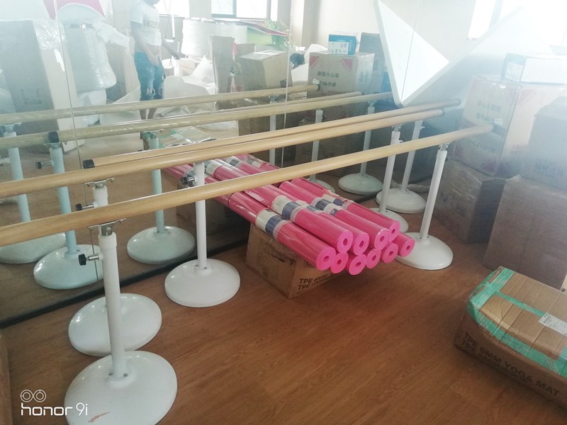 企事业单位健身房|房地产社区健身房-广西壹号娱乐体育健身器材有限公司