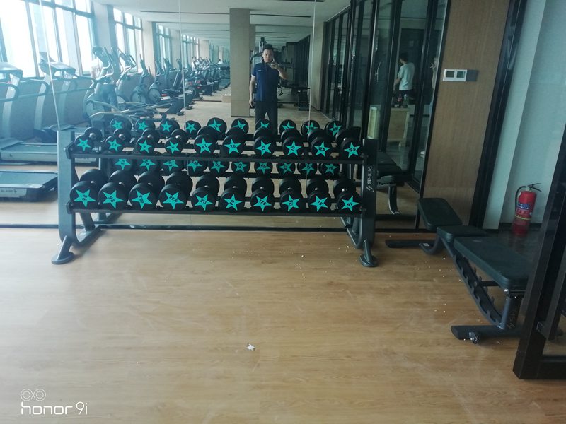 企事业单位健身房|房地产社区健身房-广西壹号娱乐体育健身器材有限公司